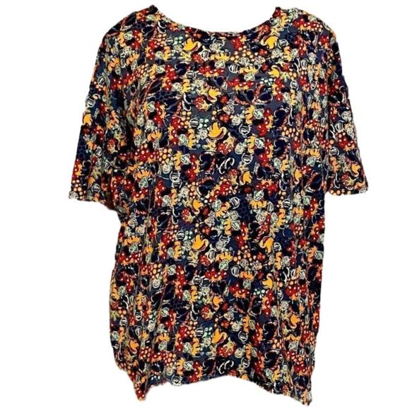 🎈LuLaRoe Irma Top Shirt Oversized Mickey Minnie Mouse - Picture 1 of 8